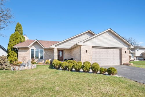 16740 W Saddlewood Dr, Lockport, IL, 60441-6856 | Card Image