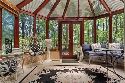 8-8 Deer Path, Hudson, MA, 01749-2643 | Card Image