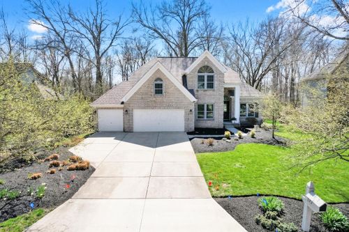 371 Vinwood Ln, Powell, OH, 43065-8671 | Card Image