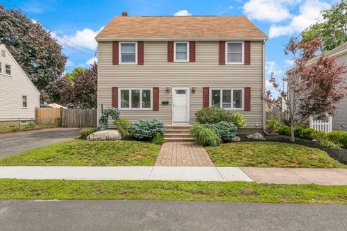 23 Carlton St, Peabody, MA, 01960-5215 | Card Image