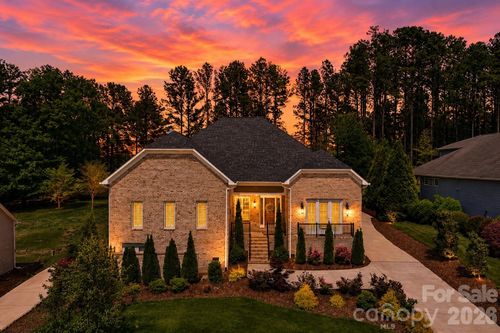 209 Holdsworth Dr, Mount Holly, NC, 28120-8710 | Card Image