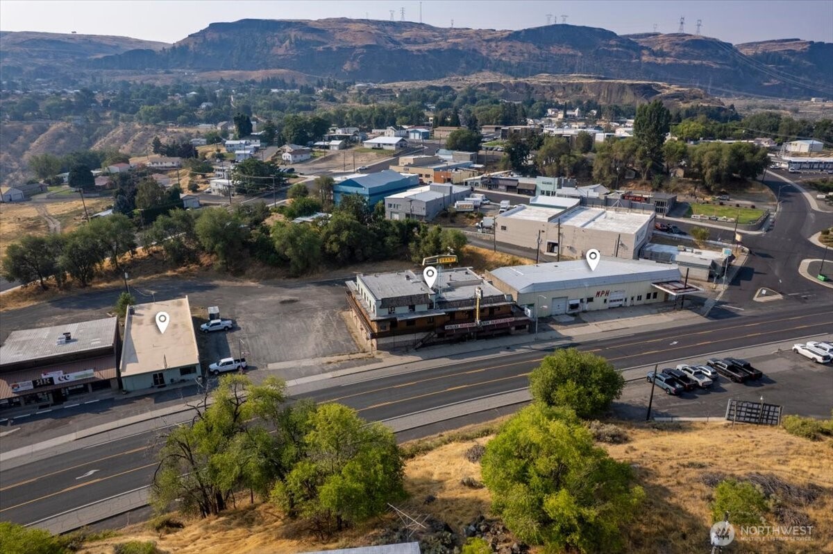 Commercial Sale in Grand Coulee