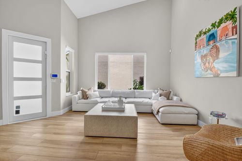 8385 Horseshoe Bay Rd, Boynton Beach, FL, 33472-5045 | Card Image