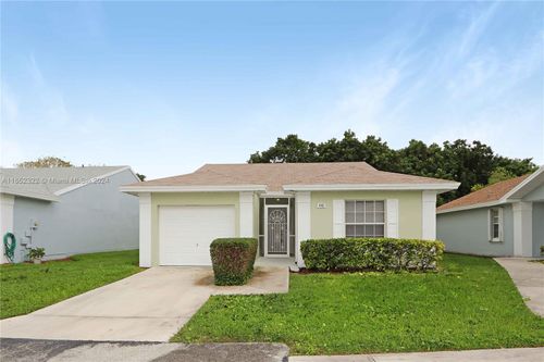 445 Se 22nd Ln, Homestead, FL, 33033 | Card Image