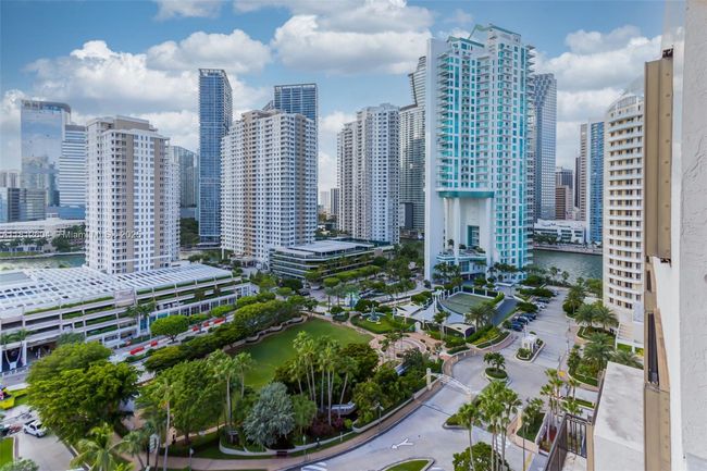 APT-1809 - 540 Brickell Key Dr, Condo with 1 bedrooms, 2 bathrooms and null parking in Miami FL | Image 18