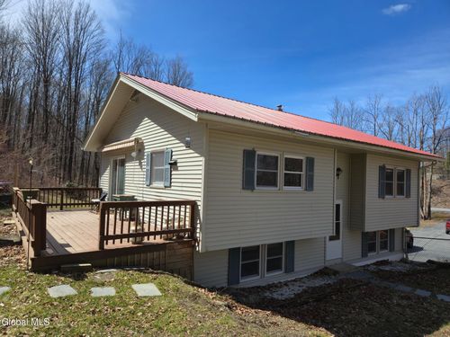 8186 State Route 40, Granville, NY, 12832-2903 | Card Image