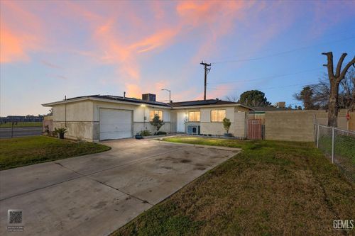 3100 Lexington Avenue, Bakersfield, CA, 93306 | Card Image