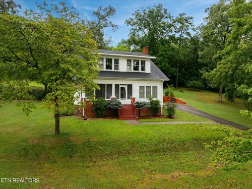 618 Oak St, Athens, TN, 37303-3017 | Card Image