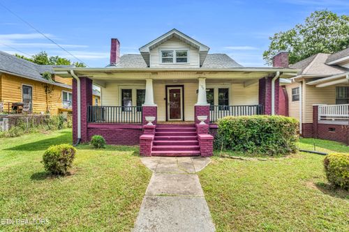 126 S Van Gilder St, Knoxville, TN, 37915-1423 | Card Image