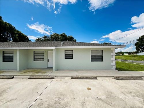 204 N 28th St, Fort Pierce, FL, 34947-3357 | Card Image
