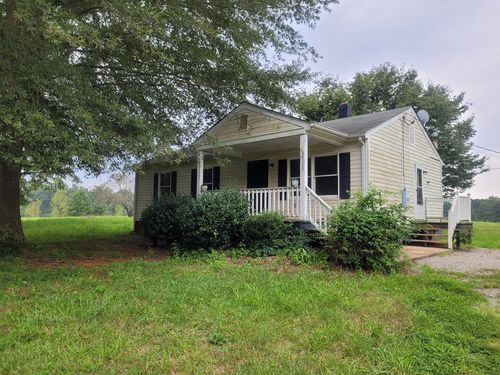 17790 Egglestetton Rd, Amelia Court House, VA, 23002-4919 | Card Image