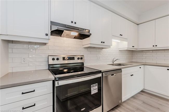 B025 - 142 Foamflower Pl, Townhouse with 3 bedrooms, 2 bathrooms and 1 parking in Waterloo ON | Image 17