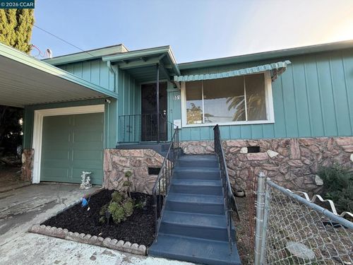 551 5th St, Vallejo, CA, 94590-7212 | Card Image