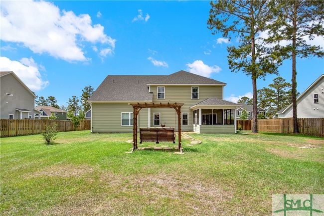 Rear view of home | Image 39