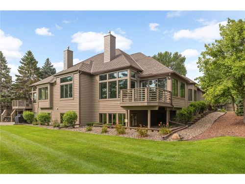 3691 Village Ct, Woodbury, MN, 55125-5015 | Card Image