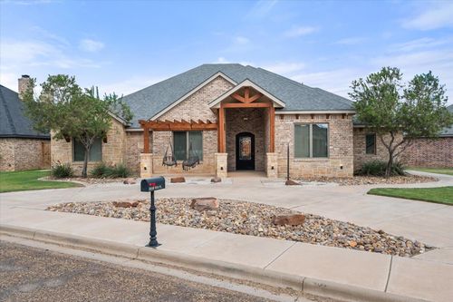 1210 N 14th Pl, Wolfforth, TX, 79382-3380 | Card Image