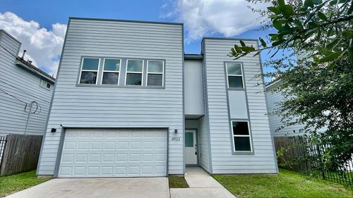 4923 Higgins St, Houston, TX, 77033-4113 | Card Image