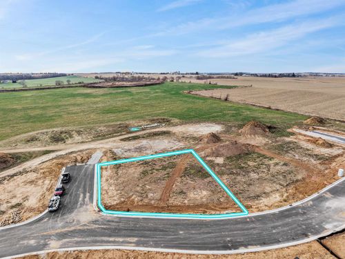 810 Morgan Drive, Evansville, WI, 53536 | Card Image