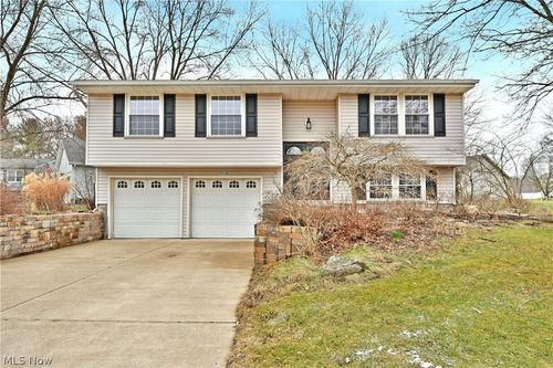5038 Jonathan Lane Nw, Warren, OH, 44483 | Card Image