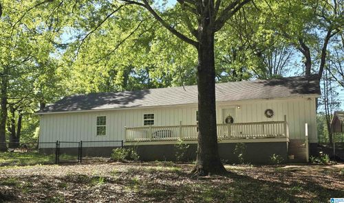 50 Arrowhead Rd, Cropwell, AL, 35054-4617 | Card Image