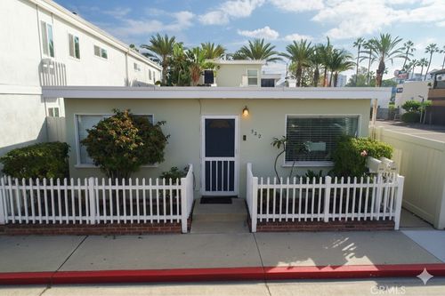522 Clubhouse Ave, Newport Beach, CA, 92663-3211 | Card Image