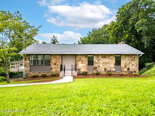 4804 Farland Dr, Knoxville, TN, 37909-1312 | Card Image