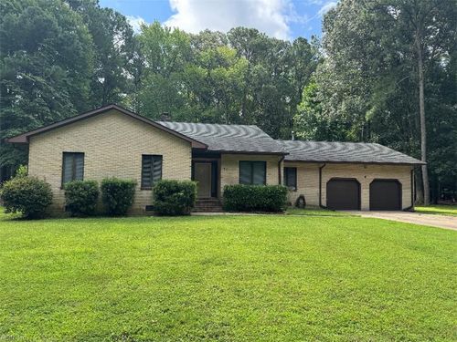 31 Valmoore Dr, Poquoson, VA, 23662-1247 | Card Image