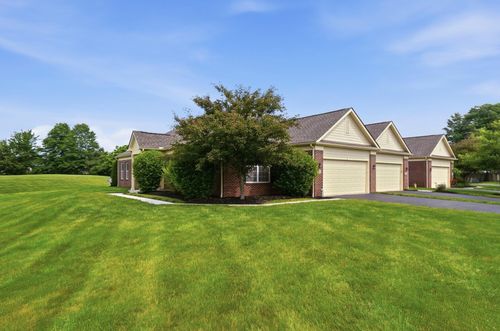 901-5743 Snedegar Dr, New Albany, OH, 43054-8235 | Card Image