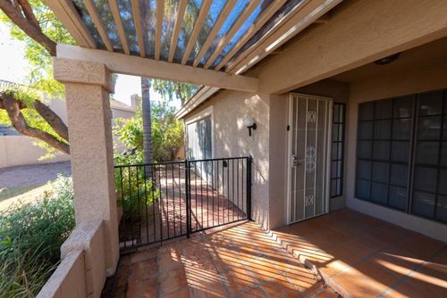 4283 E Agave Rd, Phoenix, AZ, 85044-4622 | Card Image