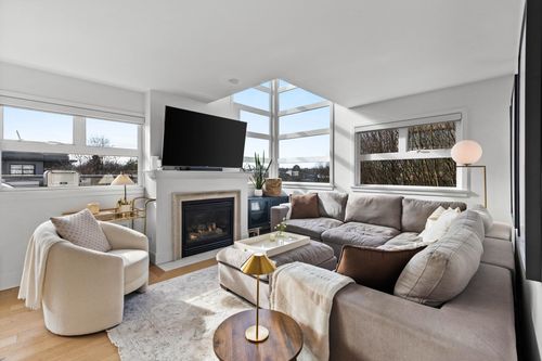 406-2181 W 12th Ave, Vancouver, BC, V6K4S8 | Card Image