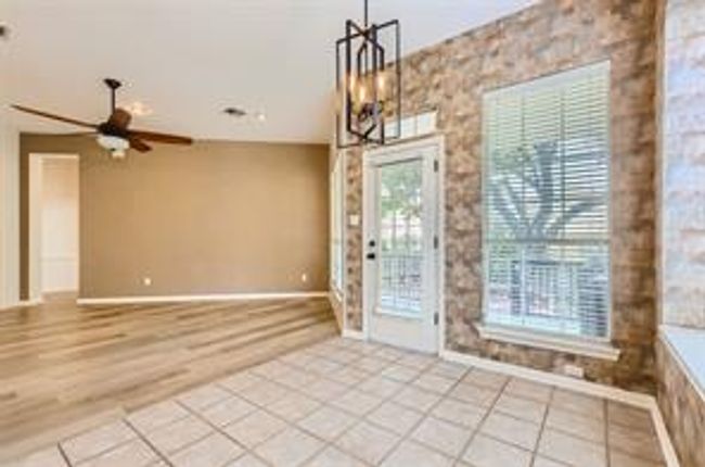 10138 Cassandra Dr, House other with 4 bedrooms, 2 bathrooms and 4 parking in Austin TX | Image 10