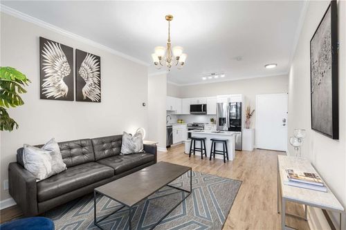 apt-620-3060 Pharr Court North Nw, Atlanta, GA, 30305-2053 | Card Image