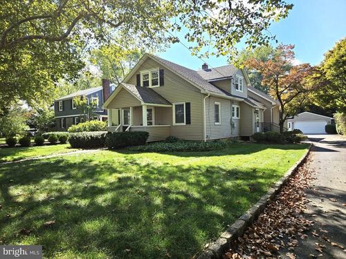 1 Parkway Ave, Plainsboro, NJ, 08536-2509 | Card Image