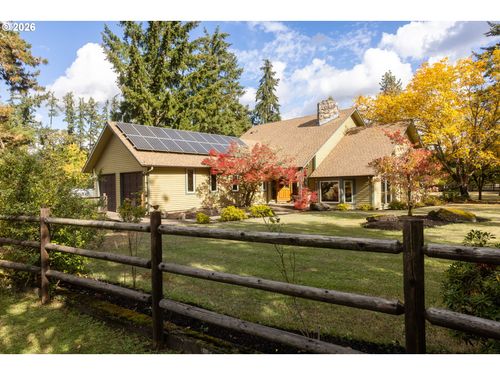 34817 Matthews Rd, Eugene, OR, 97405-9661 | Card Image