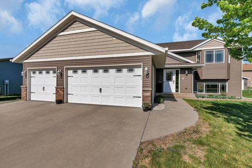 1004 4th Ave Se, Freeport, MN, 56331-8500 | Card Image