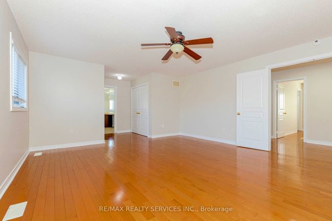 33 Leparc Rd, House other with 7 bedrooms, 5 bathrooms and 5 parking in Brampton ON | Image 24