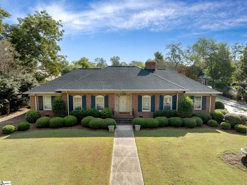 307 S Broad St, Clinton, SC, 29325-2506 | Card Image