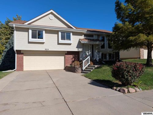 10916 Bauman Avenue, Omaha, NE, 68164 | Card Image