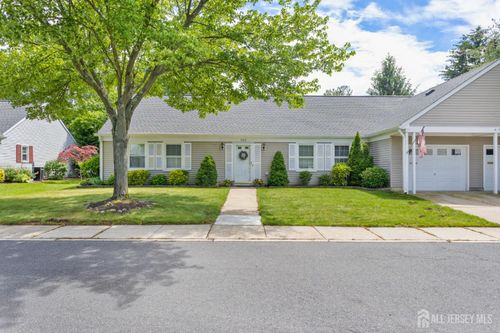 a-716 Victoria Ct, Monroe, NJ, 08831-1574 | Card Image