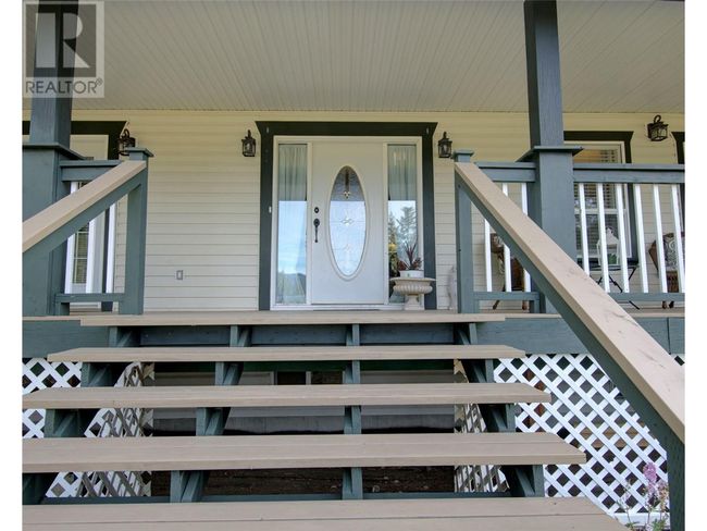 5228 Warren Creek Rd, House other with 4 bedrooms, 3 bathrooms and 12 parking in Falkland BC | Image 5