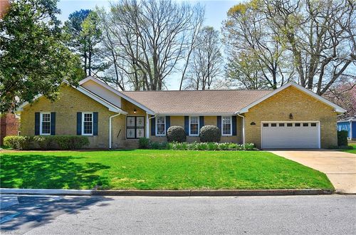 4505 Old English Circle, Virginia Beach, VA, 23455 | Card Image