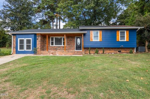 940 Carnegie Dr, Fayetteville, NC, 28311-1140 | Card Image