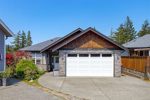 929 Step Moss Close, Langford, BC, V9C4M8 | Card Image