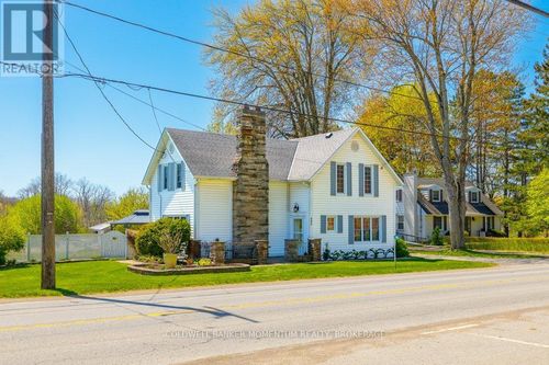 486 Canboro Road, Pelham (Fenwick), ON, L0S1C0 | Card Image