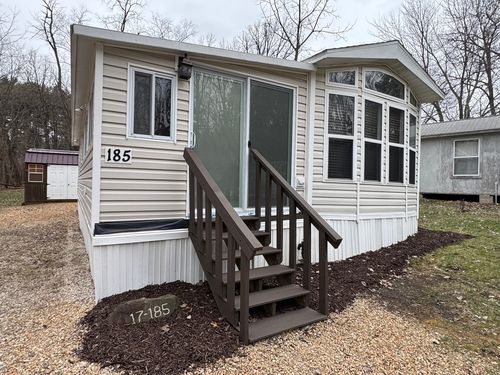 17-185 Woodhaven Dr E, Sublette, IL, 61367 | Card Image