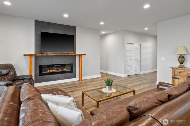 101 Wren Loop N, House other with 3 bedrooms, 3 bathrooms and 3 parking in Mattawa WA | Image 22