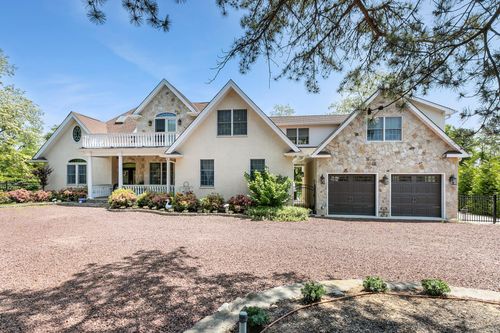 6 Scotch Mist Ln, Southampton, NY, 11968-3717 | Card Image
