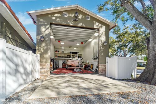 3595 Floral Dr, LARGO, FL, 33771-2628 | Card Image