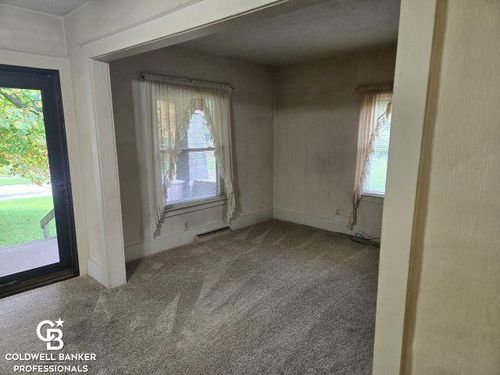 5645 Mill St, Peck, MI, 48466-9574 | Card Image