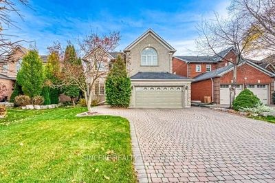 76 Braeside Sq, House other with 4 bedrooms, 4 bathrooms and 6 parking in Unionville ON | Image 1